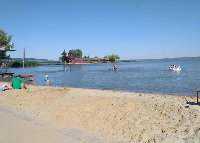 10 Apartamento Keszthely